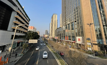 超1200根智慧路燈！ 華體科技“多桿合一”智慧路燈即將為成都一環(huán)路增光