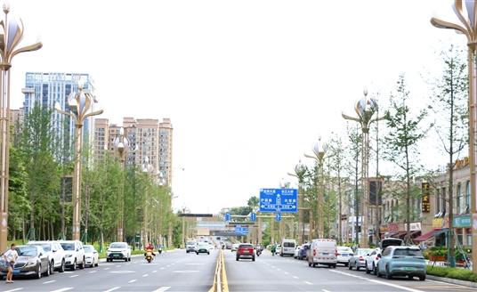 物聯(lián)網(wǎng)城市家具上新，“扮靚”宜賓黃桷坪大道